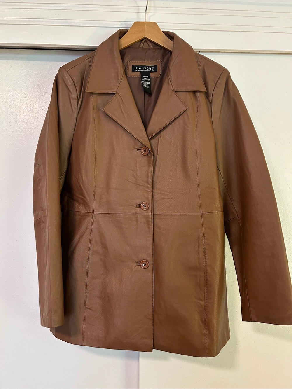 Dialogue Women's Brown Leather Button-Front Jacket